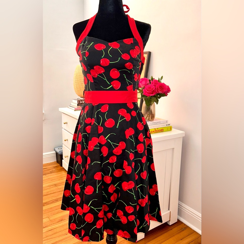 Retro-style Cherry Pin-up Dress - Size S 🍒